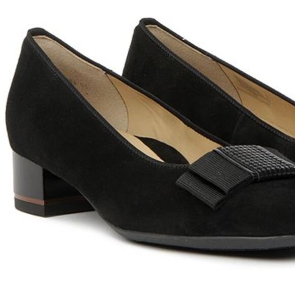 ARA High Soft Black Suide Shoes - Picture 12 of 12